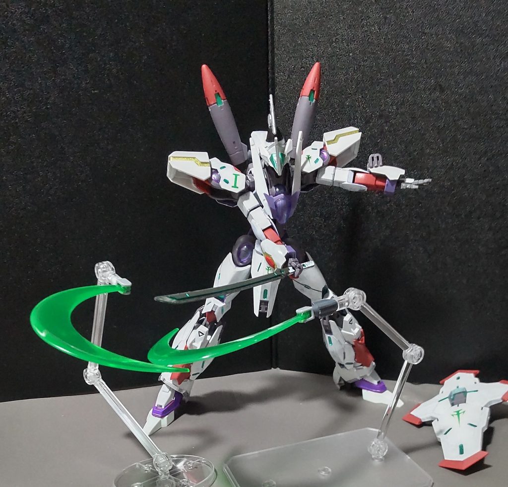 広角衝撃波(サイス・ブレード)FSSのロボーター・スキルをそれっぽく再現してみました。※SDガンダムのスターゲイザーのエフェクトパーツを衝撃波として使用しています。