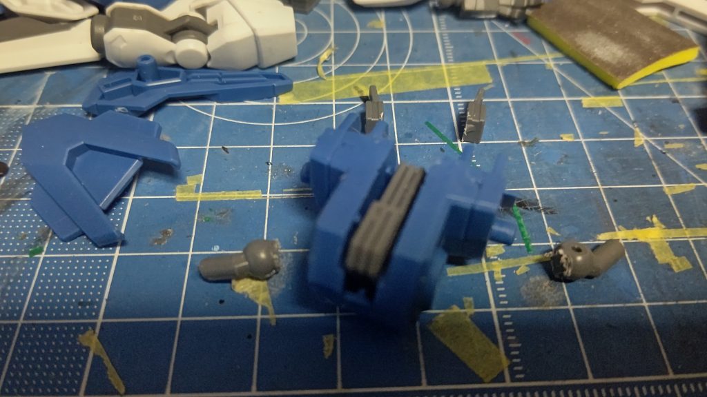 バックパックの後ハメ加工。