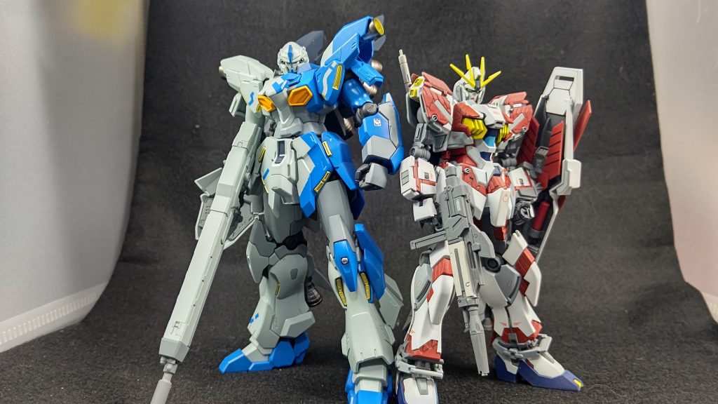 シナンジュ・スタイン(九龍版)と並べて