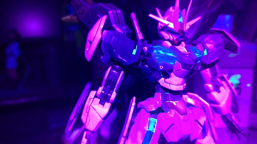 スコア6の再現、プリンターでシール製作してたりと様々な工夫してる人がいますが、手軽さは蛍光エナメルとブラックライトがいいですね。これならスコア4までのエアリアルも楽しめるし。