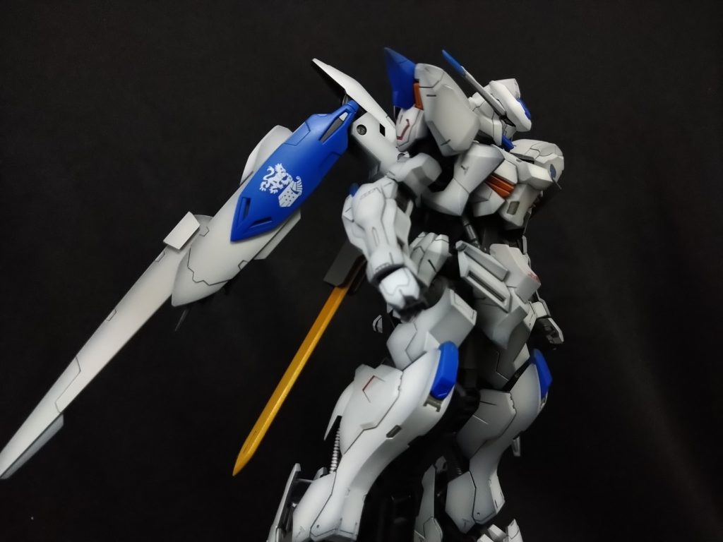 表面処理と塗装がメイン工程ですが、個人的に気になった箇所を少しだけ加工してます