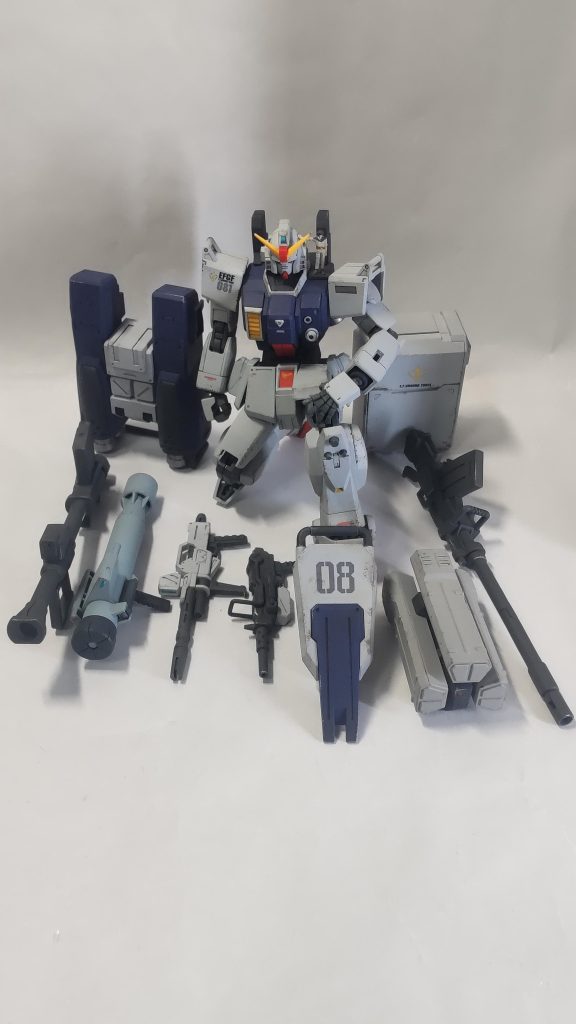 スタティックディスプレイ。いいですよねこの並び……。武装の合わせ目消しなど大変でしたが頑張った甲斐があります。