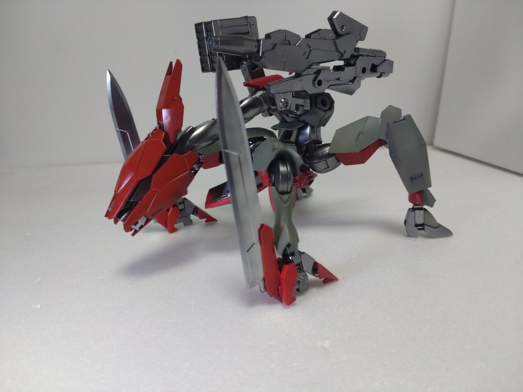 バックパックのフレキシブルバーニアちょっとシャンブロに見える(自称