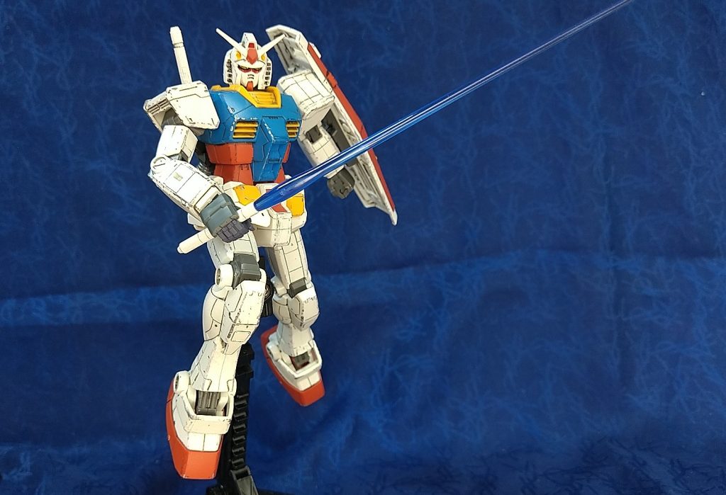 ビームサーベルは別の機体からの借り物です。