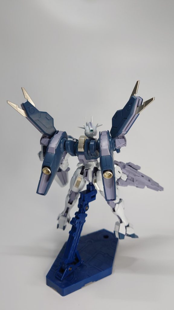 バックパックはフライトユニットに変えてあります