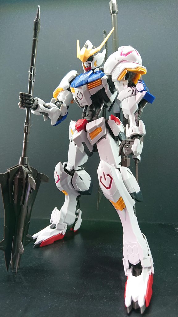 巣組み。フロントスカートの短さが気になりました