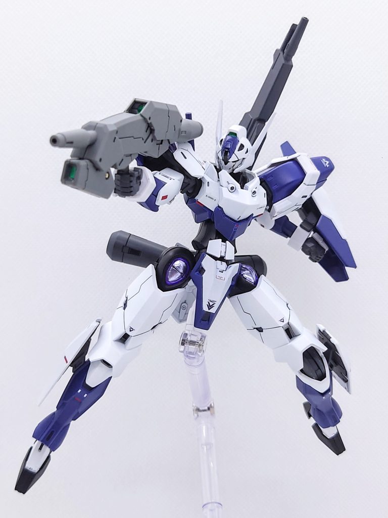 大型ビームライフルベギルペンデの物を改良し出力を上げた設定です。