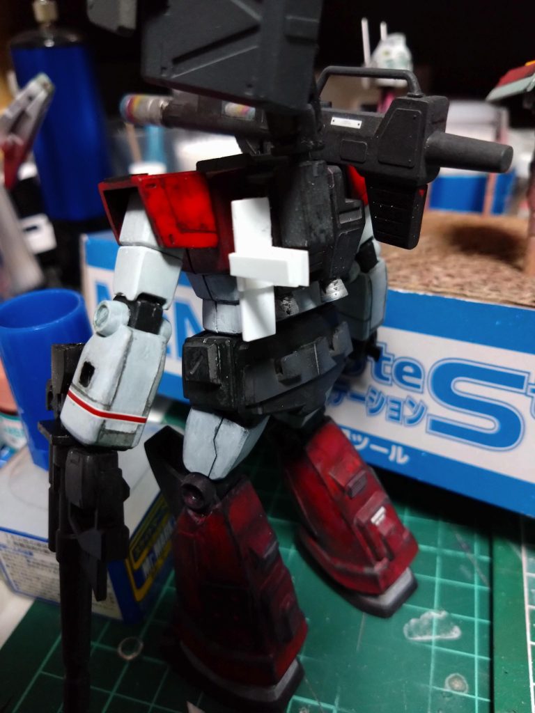 そして完成間近にバックバックのガード?らしきパーツがあれっ?見当たらない。😱急遽スプレーガンの懸架装置を制作しました。