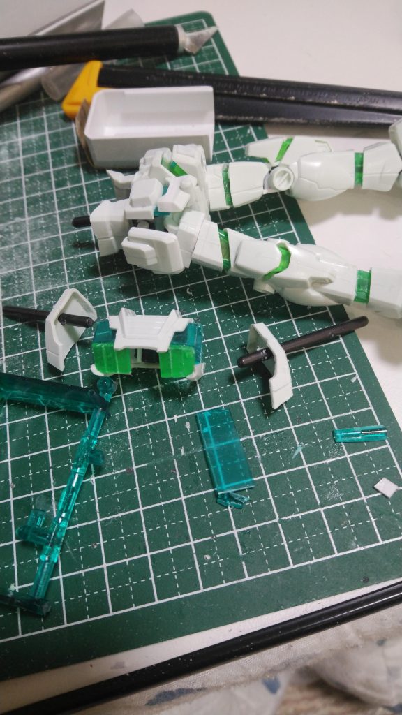 クリアランナーをサイコフレームっぽくなるように組み込んでます🐠