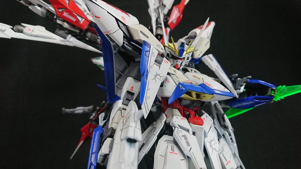 スミ入れはきつめに黒で入れてます。