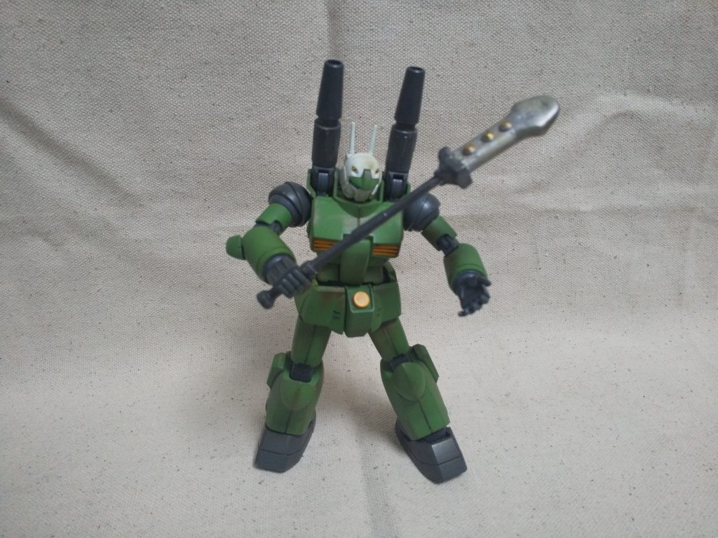 3人目は三国志が好きな技師。作ってきたものはどことなく三国志に出てくる武将が持っていそうな武器でした。ただ、鉾の部分を鈍器にしていてあまり強そうに見えません。とりあえず保留です。