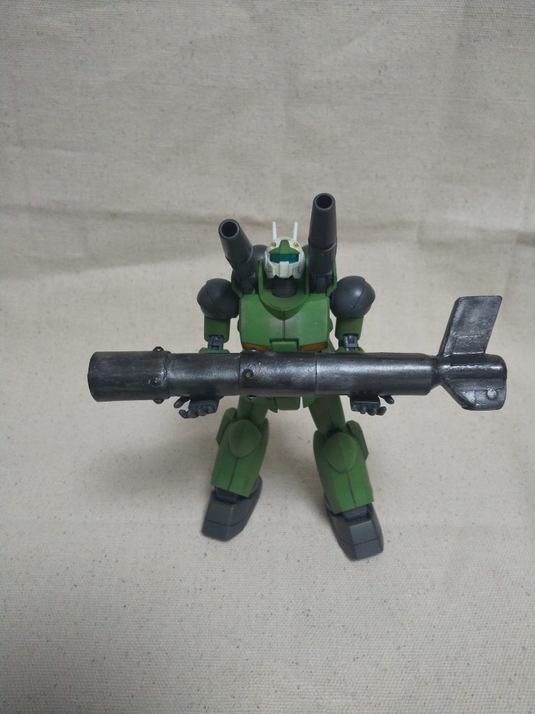 新たに作った武器はこれ。前回は接近戦用武器でしたが、今回は逆に超遠距離支援武器にしました。