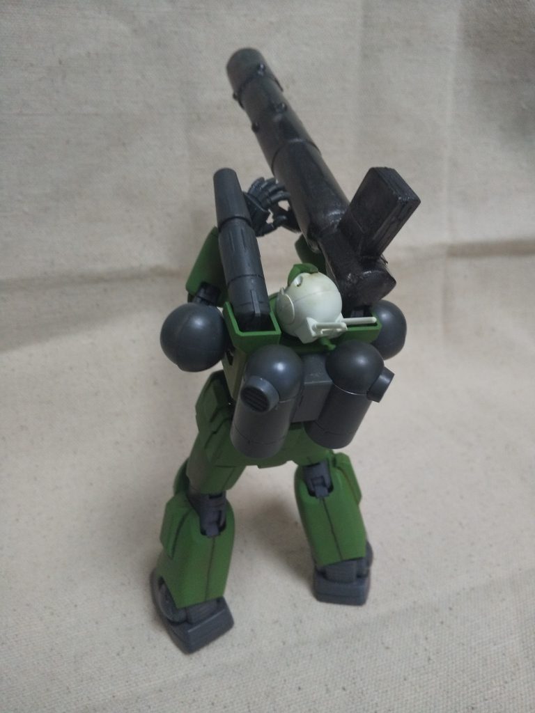 昭和初期のロボットアニメの武器をイメージして作りました。