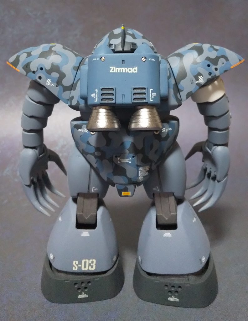 ランドセルはシンプルだったので情報量アップしました。