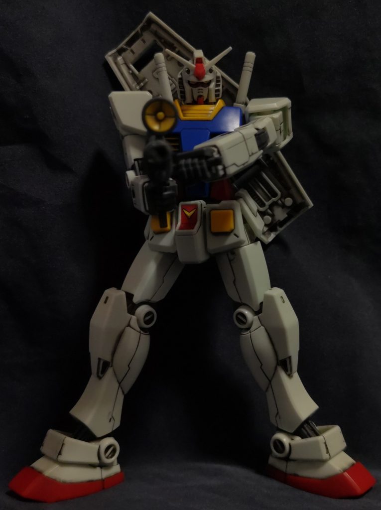 追記。ビームライフルを構えて、その２。（笑）