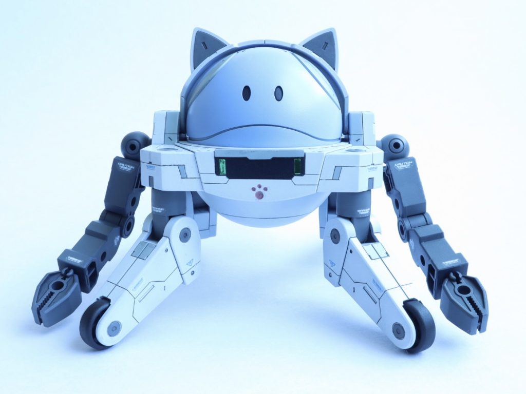 正面の肉球ディテールがチャームポイントです。