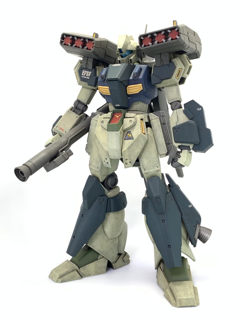 筆塗りならではのタッチで重厚感ある雰囲気を目指しました。