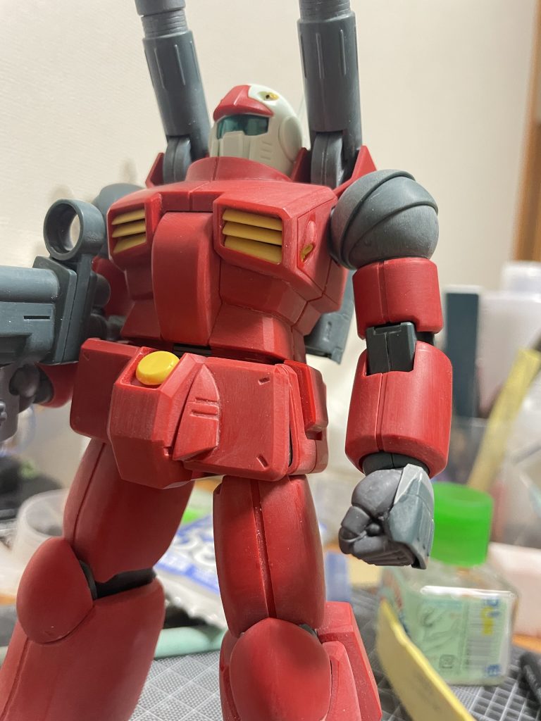 パワーハンドをつける為にプラ板付けて試行錯誤してました(笑)