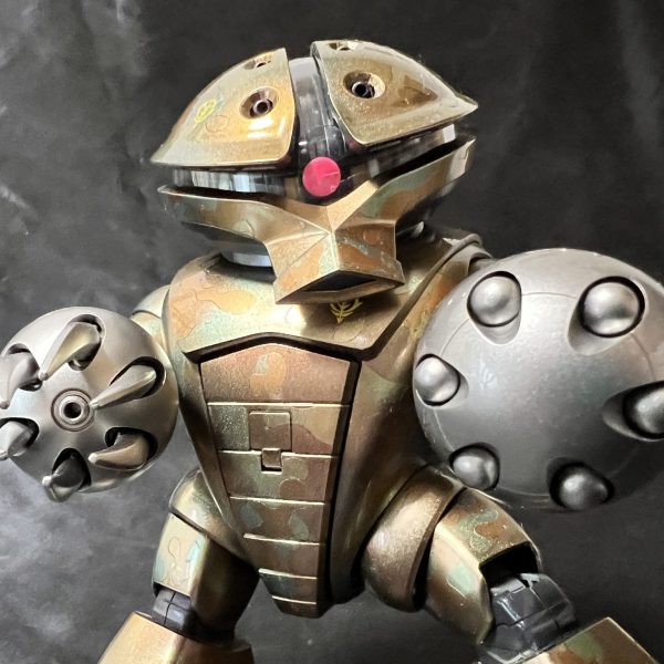 アッガイメタリック迷彩塗装