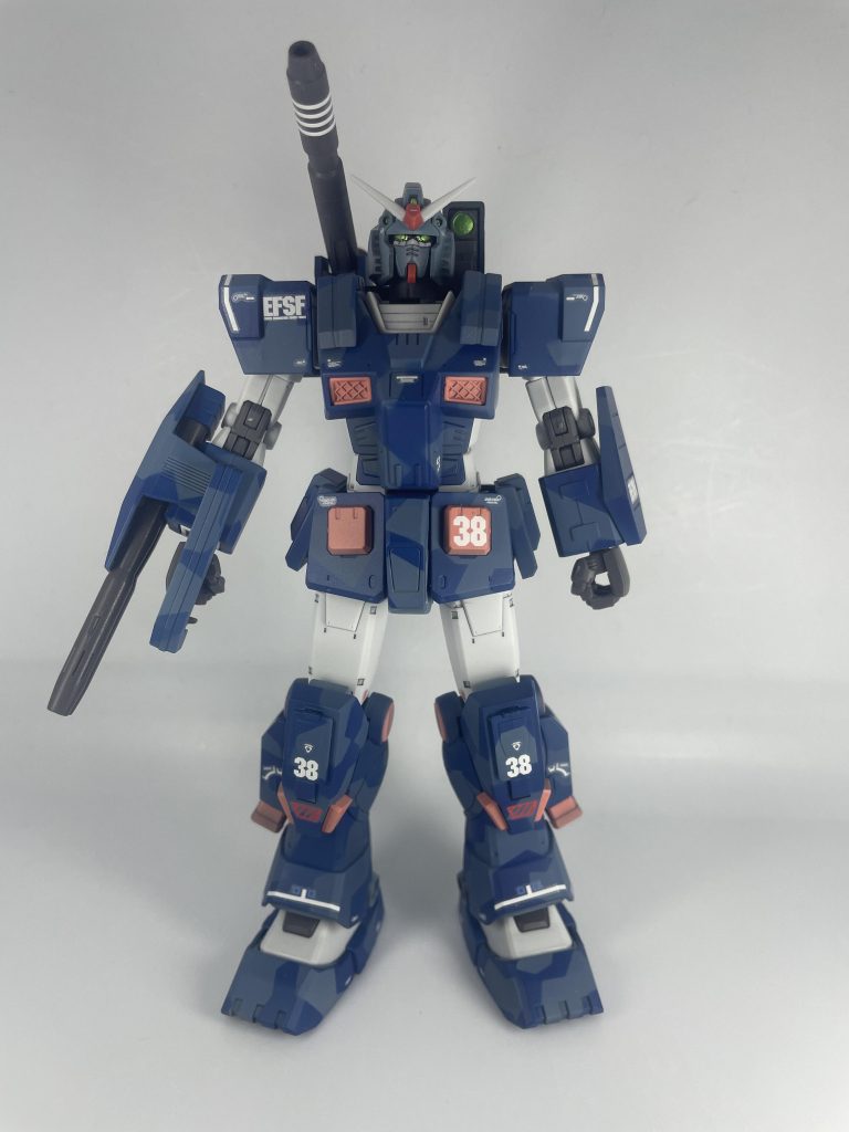 アーマー装着。アーマーパーツだけでも写真撮っておけばよかった。塗装ハゲ怖いのでもういいやとそのまま装着しました(^◇^;)