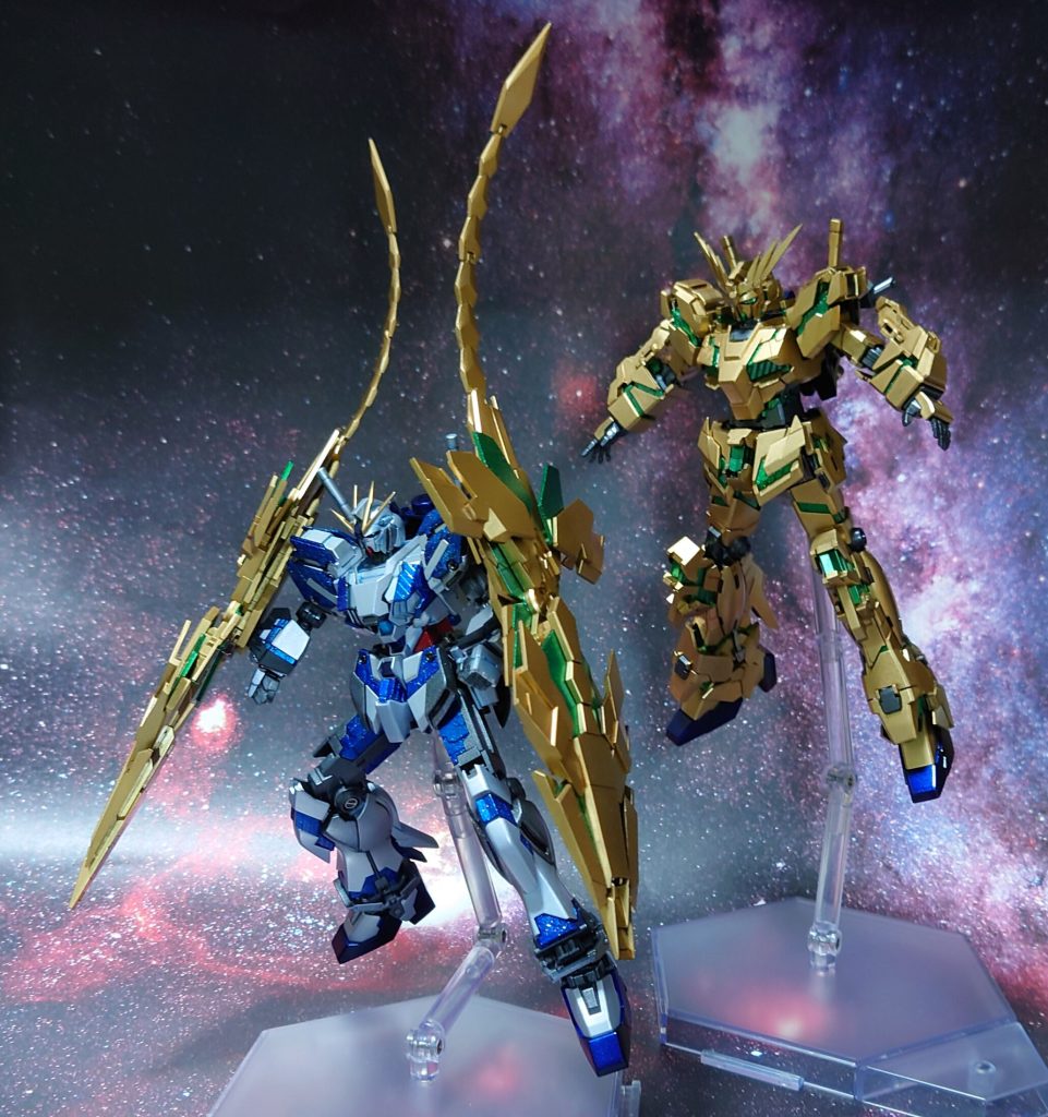 幻の共闘シーン、フェネクスの翼を纏うナラティブガンダム。“リタ、ミシェル!君達が俺の翼だ!”