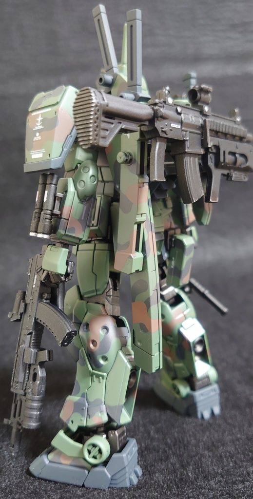 ジムスパルタン　迷彩　全塗装　HG–4枚目/制作者：wat798