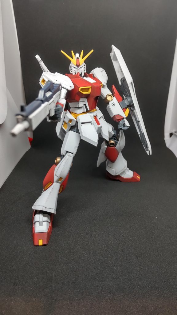 初めてスジ彫りしてみたけど全然でした