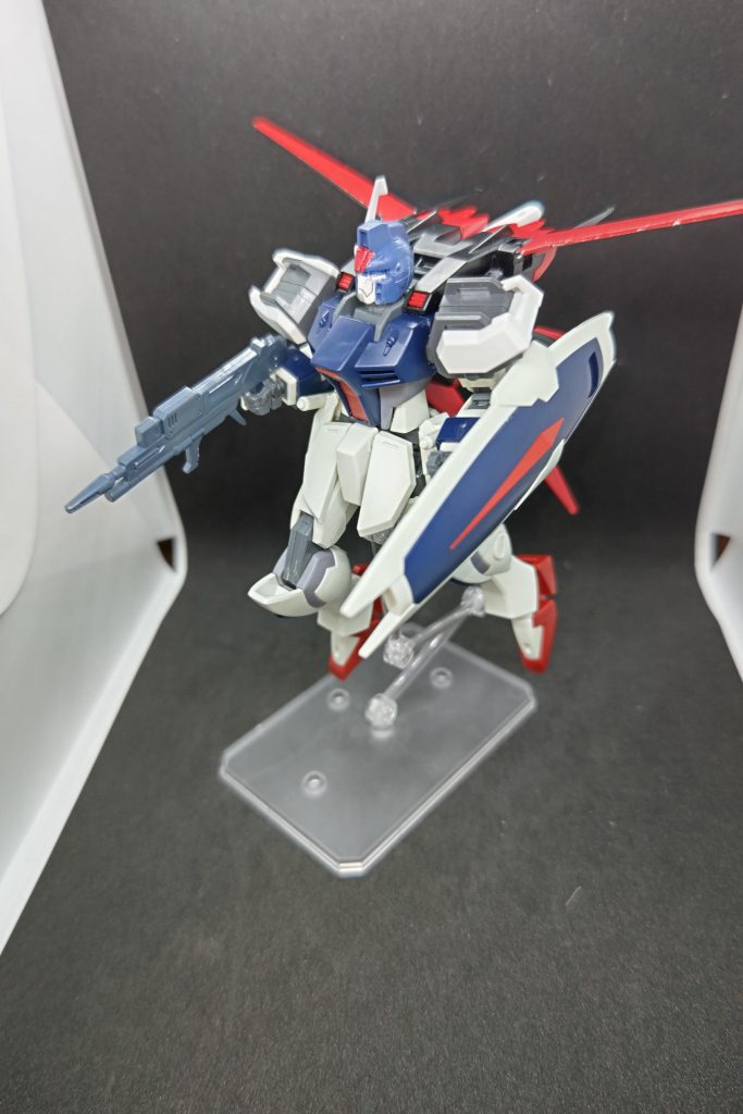 体はダガーなのでエールストライカーを背負わせてみたり。