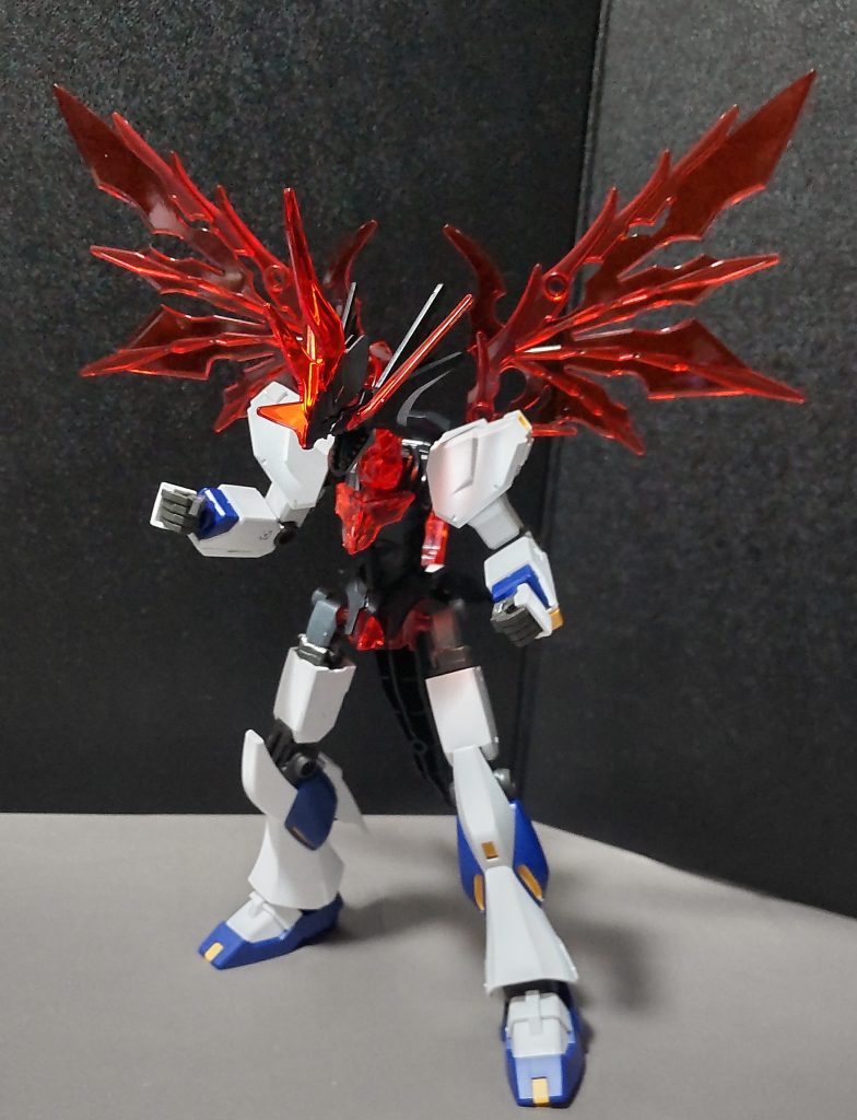 ここまで出来たら、後は残りのドラゴンのパーツを付けてあげましょう。