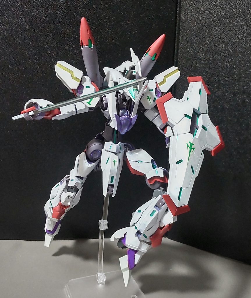 音速突撃(ソニック・チャージ)モーターヘッドは突撃する衝撃だけで、相手にダメージを与えるらしい。