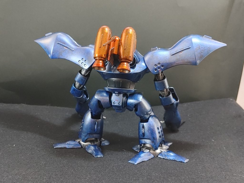 巡航ユニットはキャンディオレンジ塗装で調色したクリアーマゼンタ調の赤でグラデーションかけています。