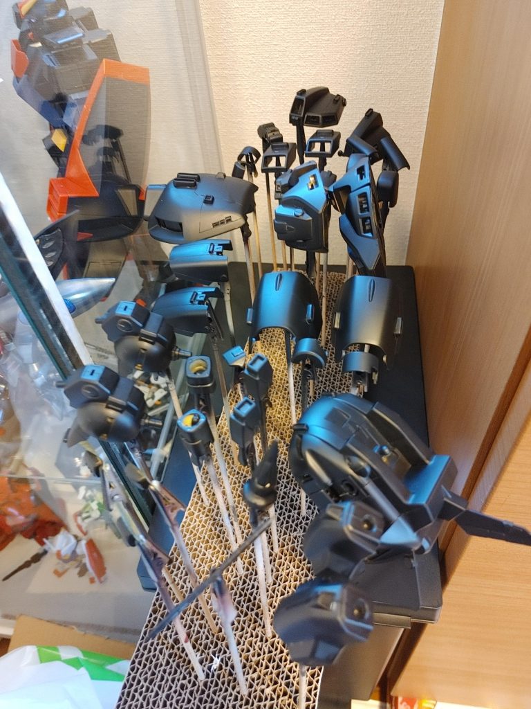 ガイア黒サフでベース