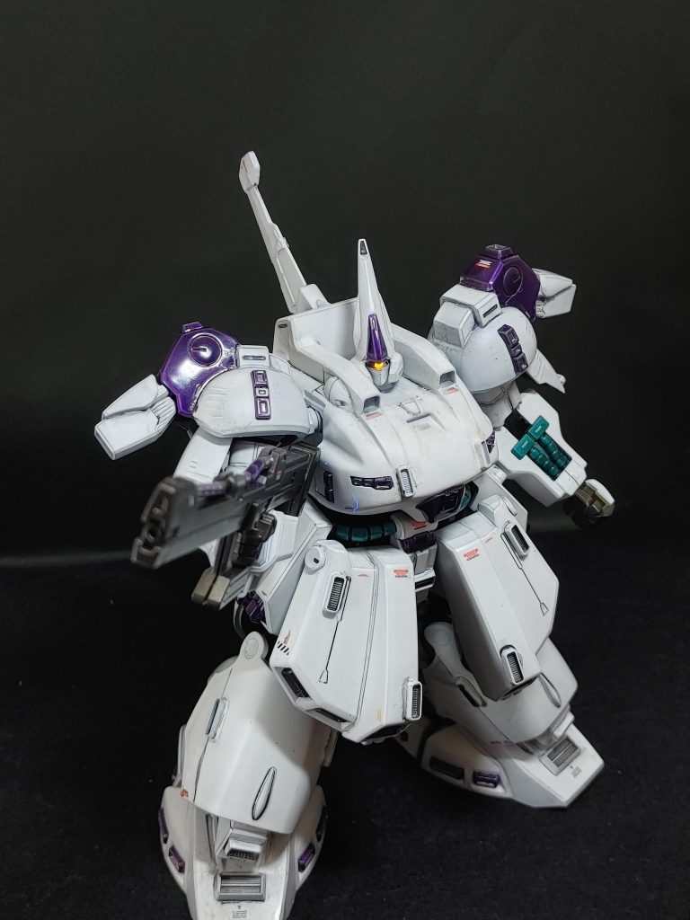 合わせ目部分は段落ちしてモールド化しました