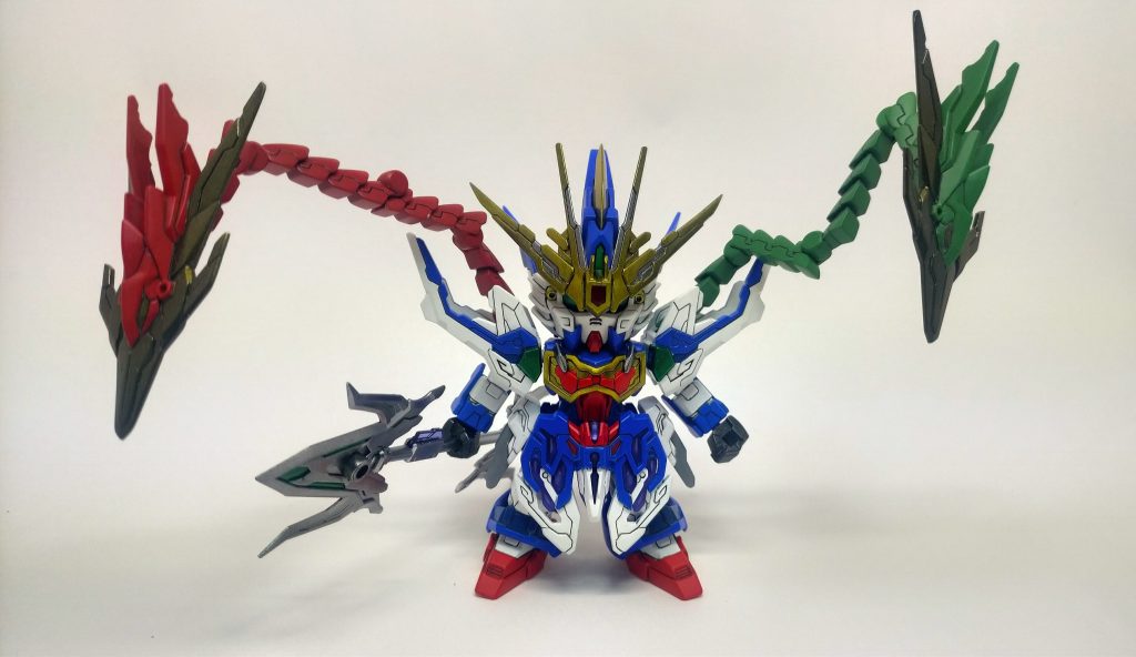 ドラゴン部分の肉抜き穴埋めヤスリがけ大変でした