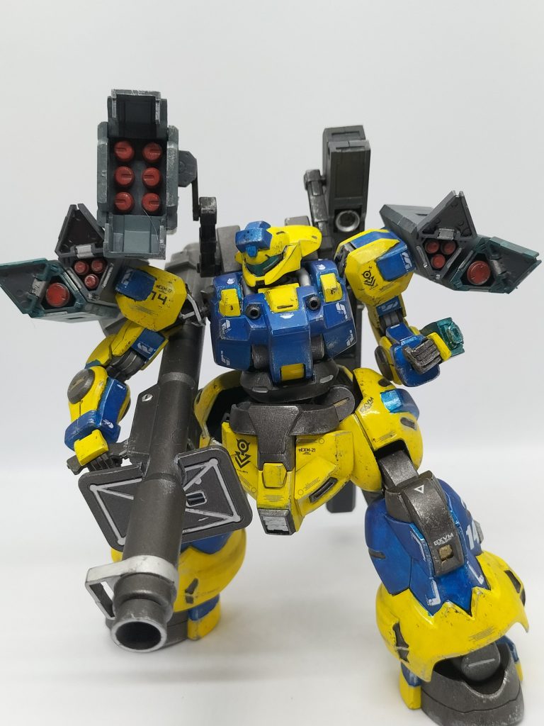 多弾頭ミサイルに連動ミサイルを組み合わせ集中砲火が可能。