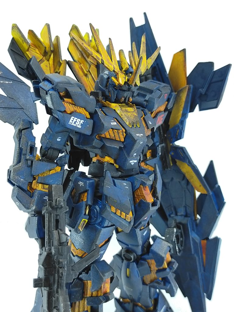 首が埋まってしまう印象でしたので延長していますがその後には特に手は入れませんでした。最初は白バックで撮影していたのですが、色味が違うかな?と黒バックでも撮影して見ました。最後までお付き合いありがとうございます。