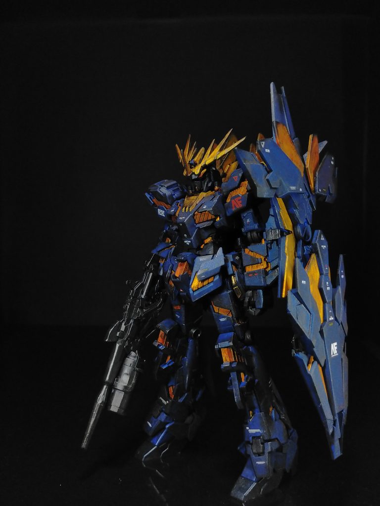 以前作ったユニコーンガンダムよりパーツの保持力が強いのは何故ですかね?同じ作りのようでした