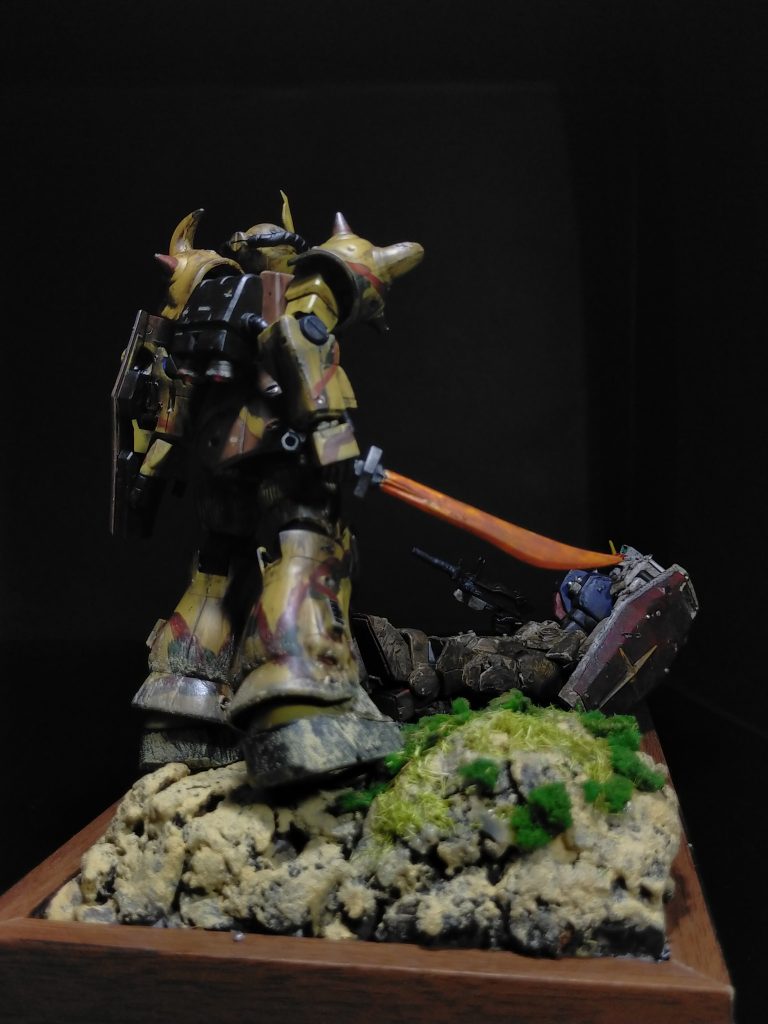 グフ 陸戦型ガンダム追い詰める–6枚目/制作者:sorahanano