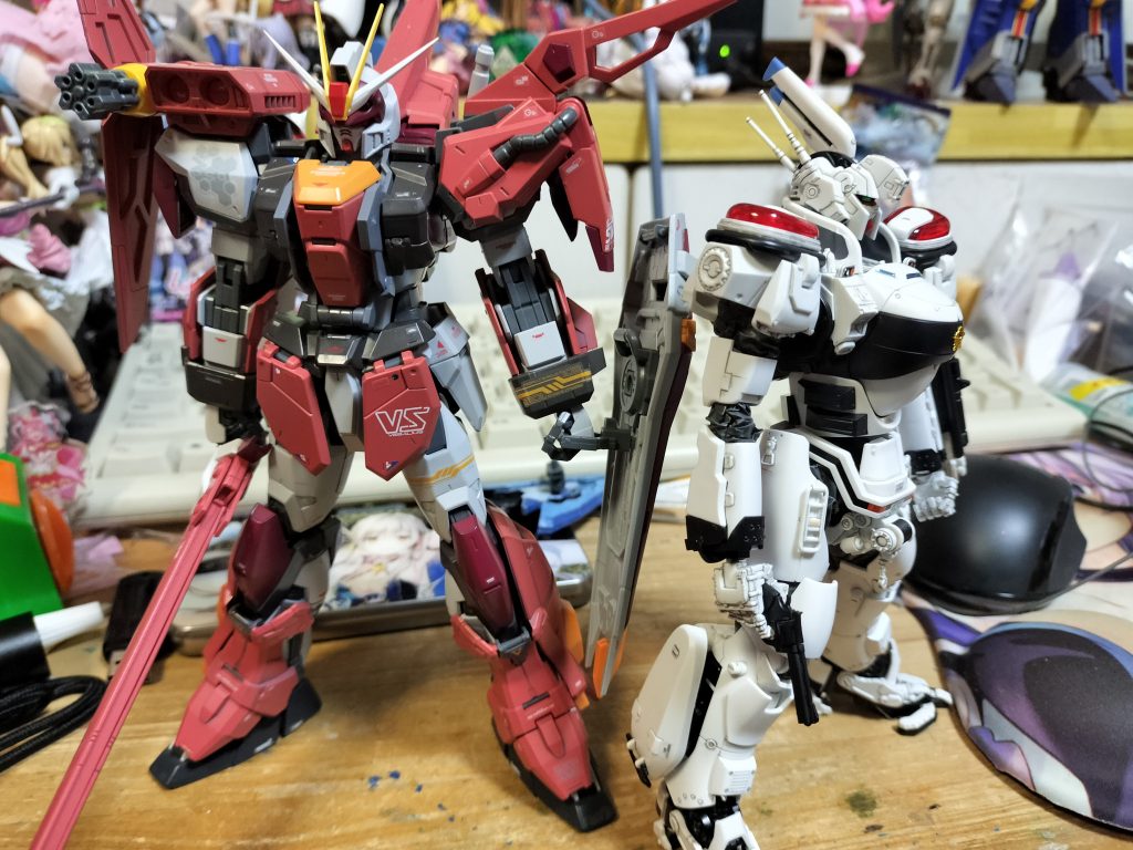 おまけこの機体は自分の作ったやつではなくホビーオフで買ったやっですが　普通にカッコイイです