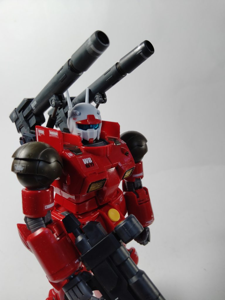 V作戦セットのデカールを胸に貼りました、普段デカールはあまり貼らないですが、やる時はとことんやります（笑）