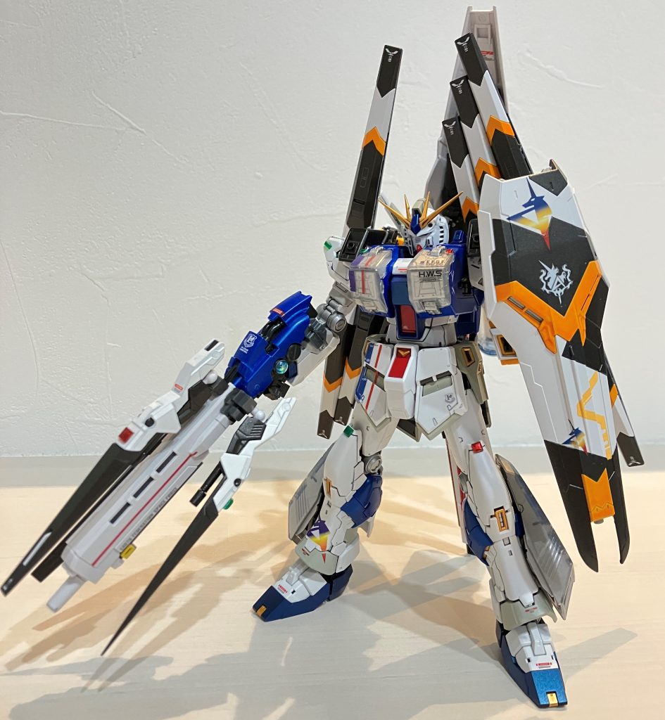 機動力重視で一部の装甲をオミットし両肩に新型ユニットを増設★