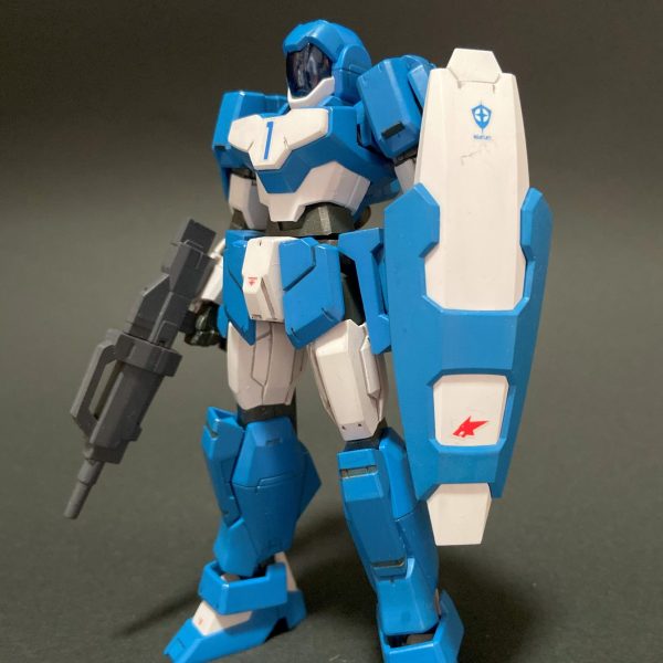 今月のＡＧＥ　５月　HG　アデル（ディーヴァ隊カラー）　マックス機