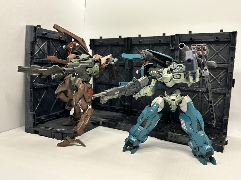 もはやアーマードコ...おっと、誰か来たようだ。