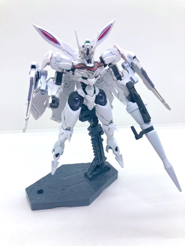 武装のランスは鉄血のオプションパーツでライフル&ランスを使用しました。