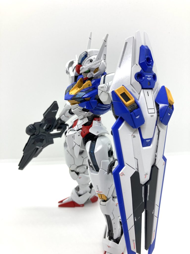 光沢トップコートで仕上げましたが、つや消しとは違った魅力がありますね