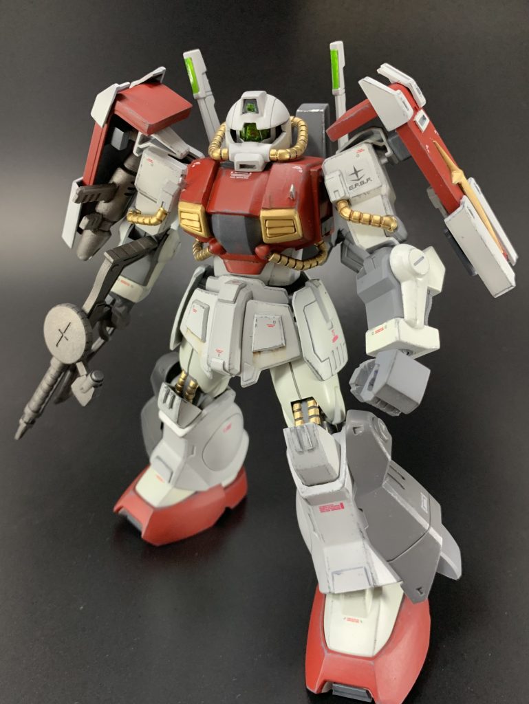 ザクとジムの要素をとりあえず全部入れて開発してみた。けれどもやはり使い勝手が悪いので不要な部分は取り除いて、劇中のハイザックに落ち着いた•••という妄想設定です。