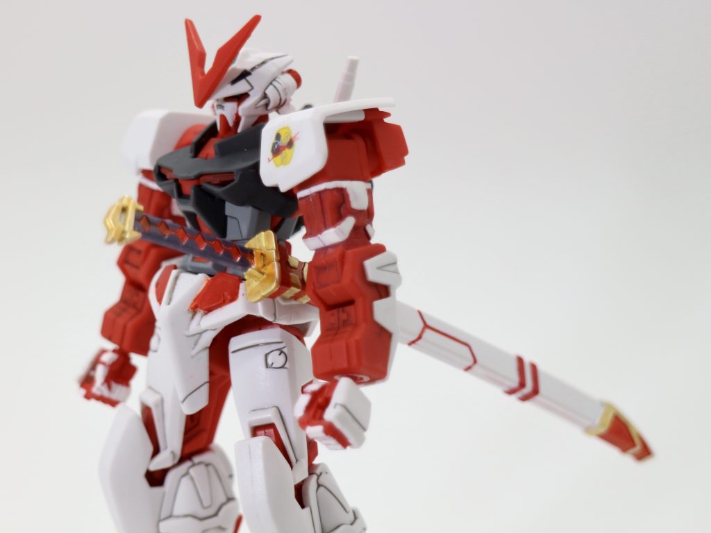 納刀時も様になりますね。