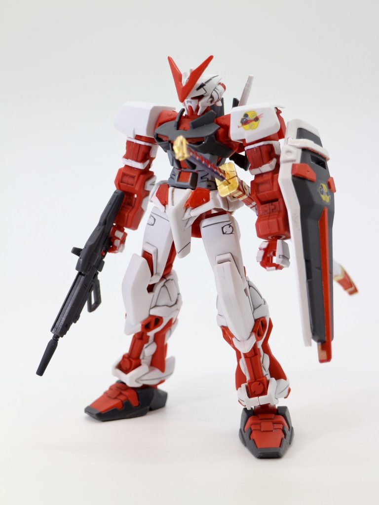 あまりイメージのないライフルとシールド。