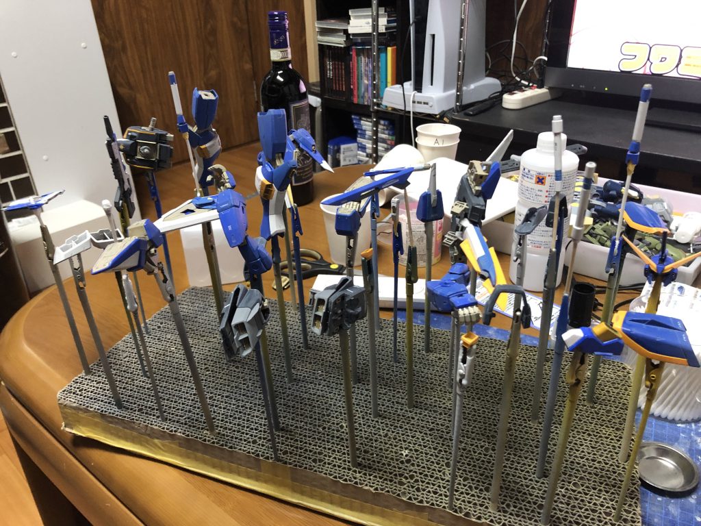 百均の猫の爪研ぎが大活躍でした。