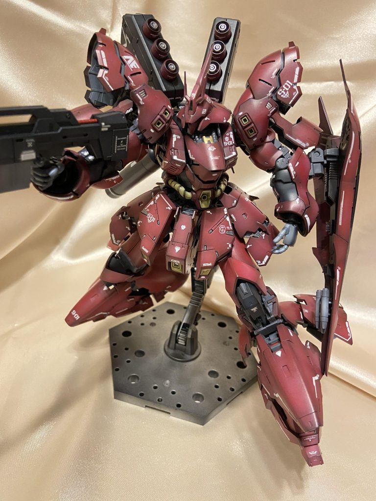 赤の色分けが本当に難しかったです。全体同じ赤に見えてしかたないです。課題は残りましたが勉強になったキットです。 